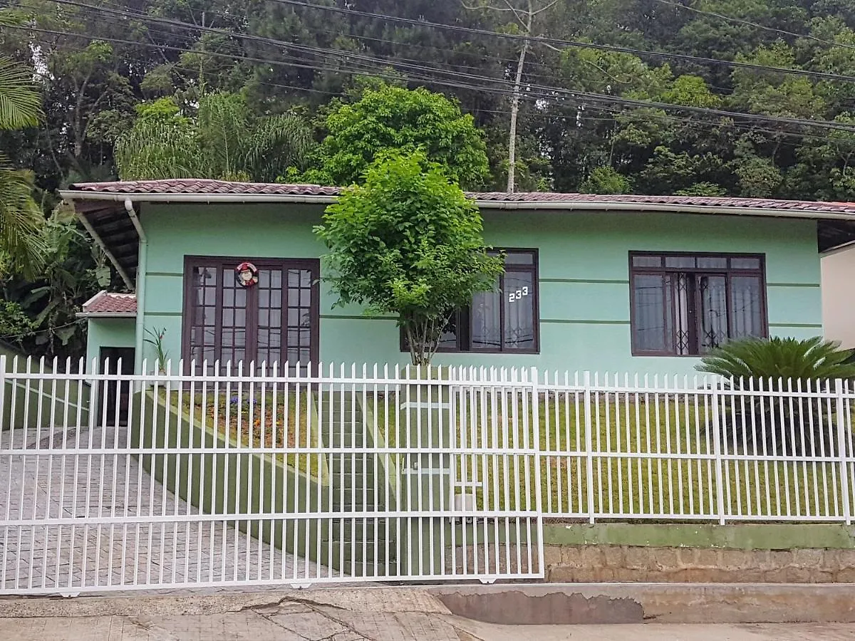 Casa Para Hospedagem Temporario contacts